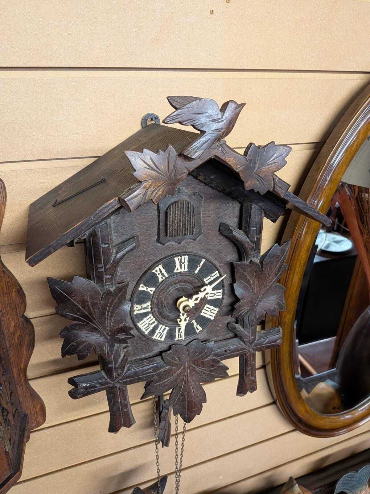 Mid Century German Schatz Linden Wood Black Forest Cuckoo Clock photo Home Decor