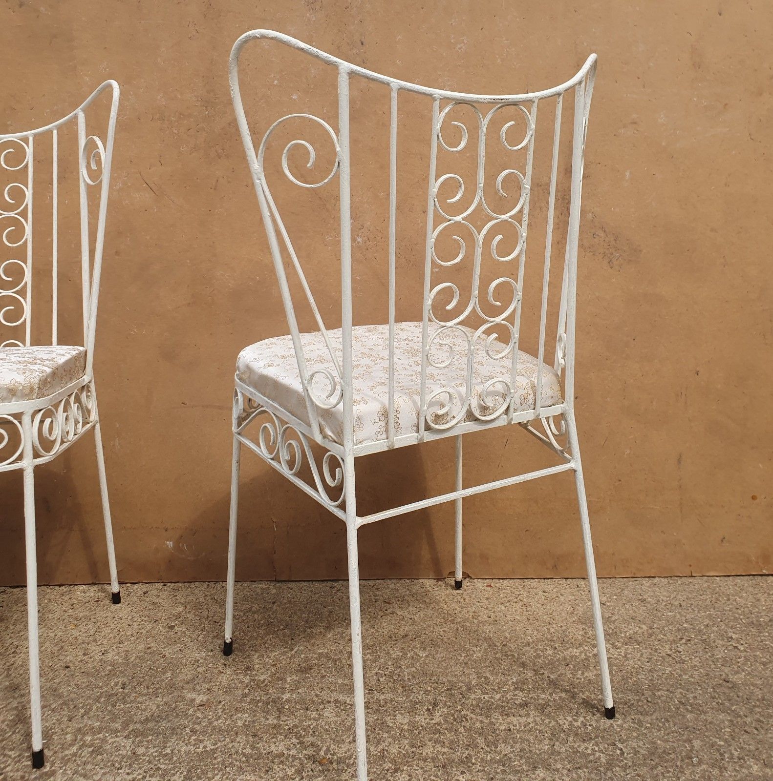 photo furniture Pair Of 1950s Mid Century Decorative Metal Chairs