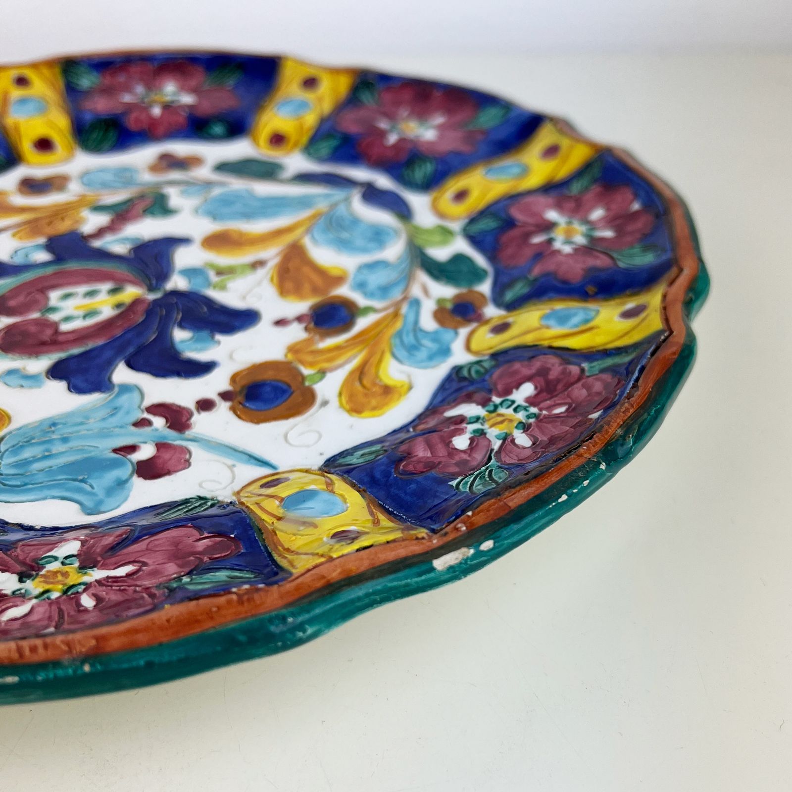 Vintage Mancinelli Italian Handpainted Sgraffito Plate photo vintage