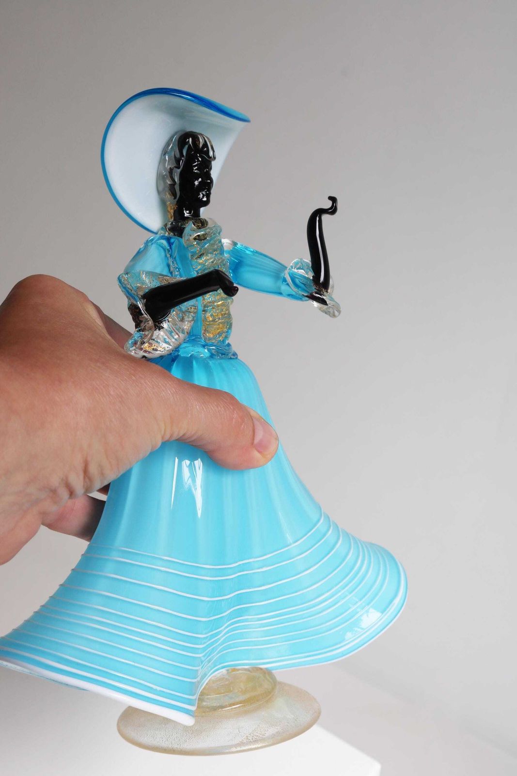 photo furniture Murano Glazen Damefiguur – Blauw Goud Avonturien – Handgeblazen Italiaans Glas – 1955 20e Eeuw Toegeschreven Aan Franco Toffolo