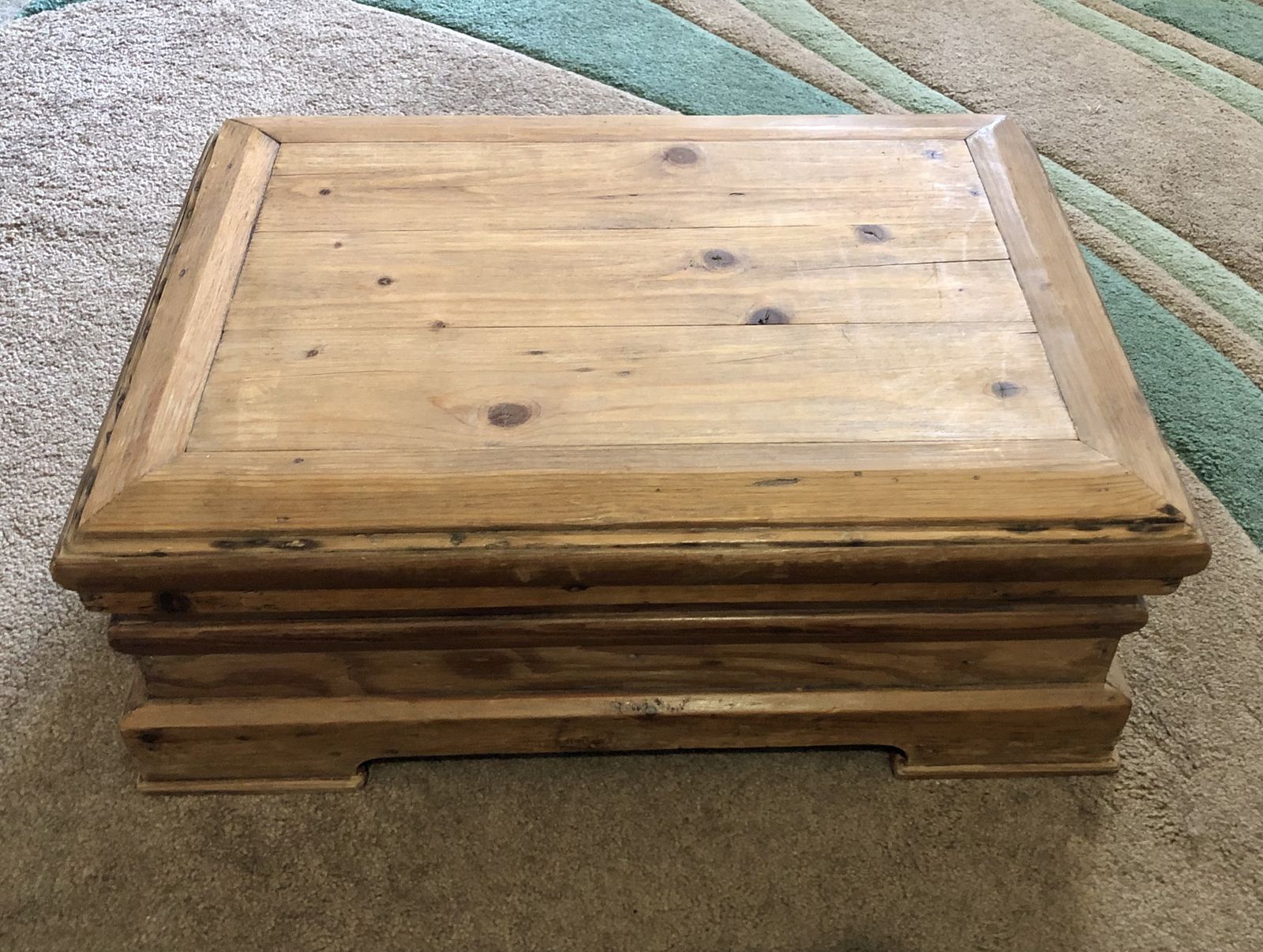 photo for sale Handsome Heavy Pine Box