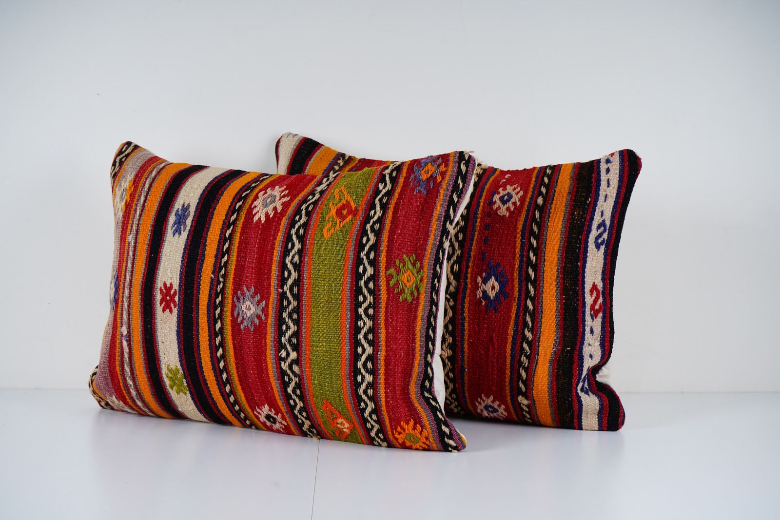 Ethnic Wool Turkish Lumbar Kilim Pillow Cover, Pair Long Geometric Patterned Anatolian Kilim Pillow, Bedding Kilim Pillow Cover photo furniture