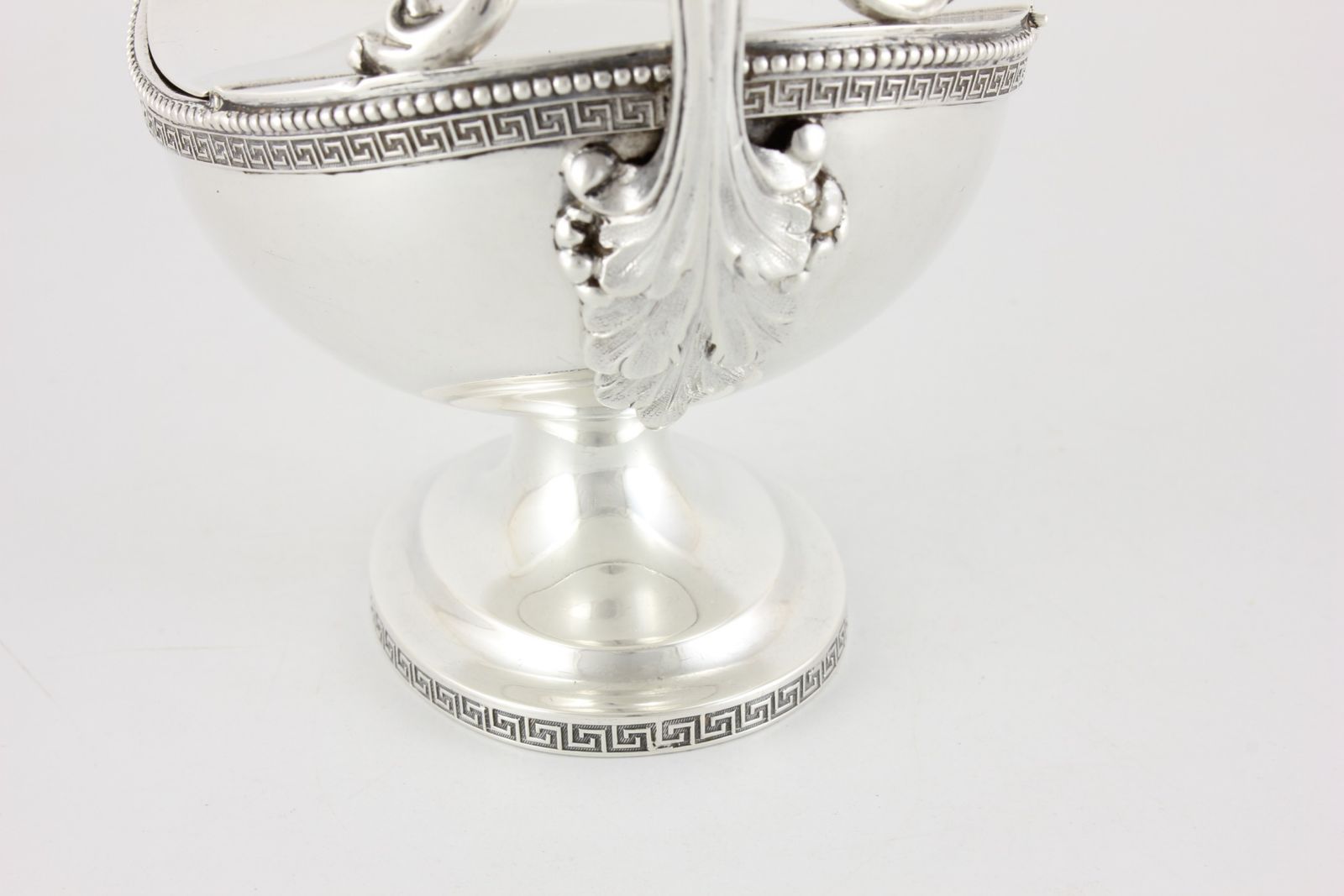 Sterling Silver Tiffany & Co Lidded Gravy Sauce Boat. Jc Moore. C1858. photo vinterior