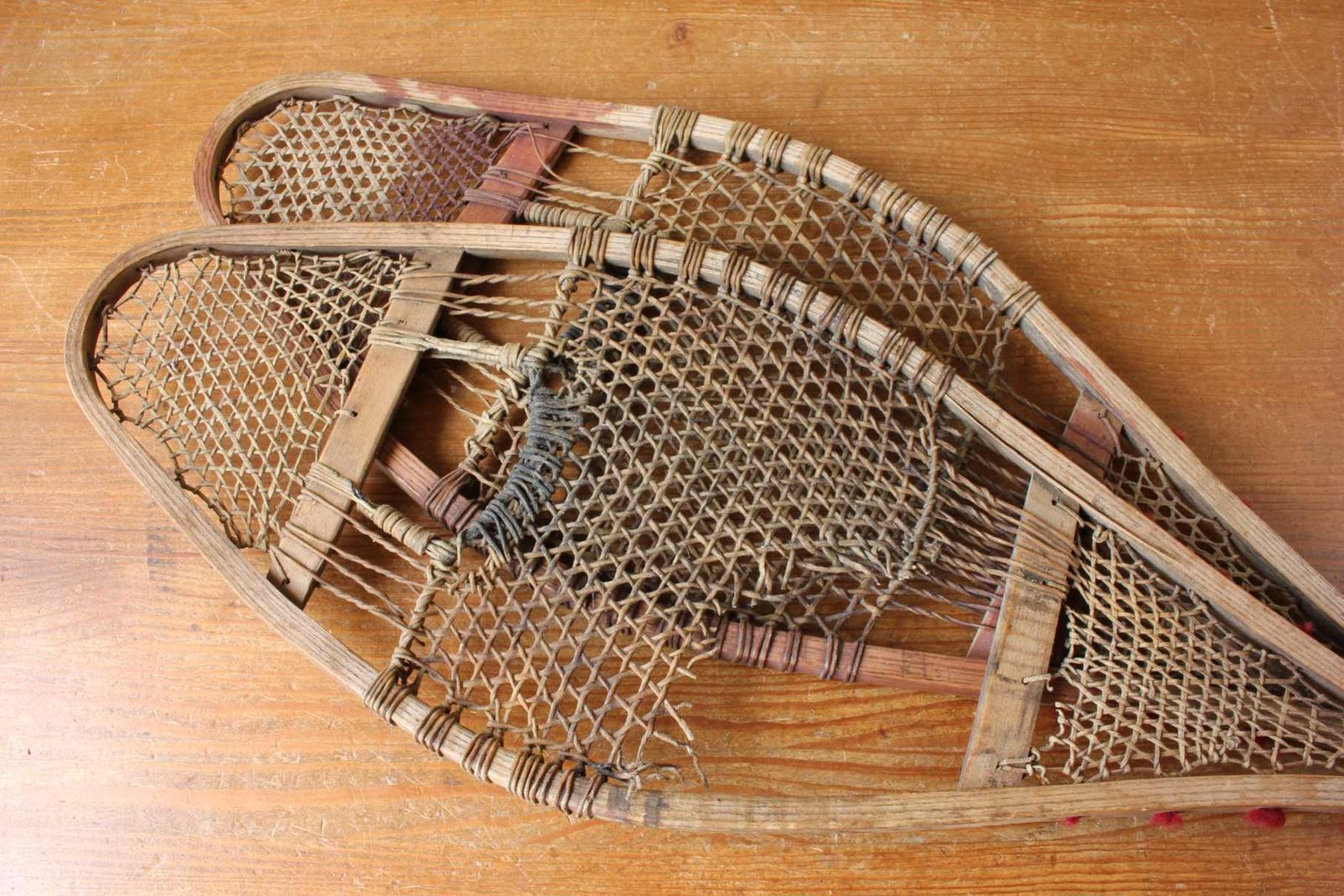 Antique Pair Of Native American Indian Pom Pom Snowshoes. Ski Lodge. photo 235.0