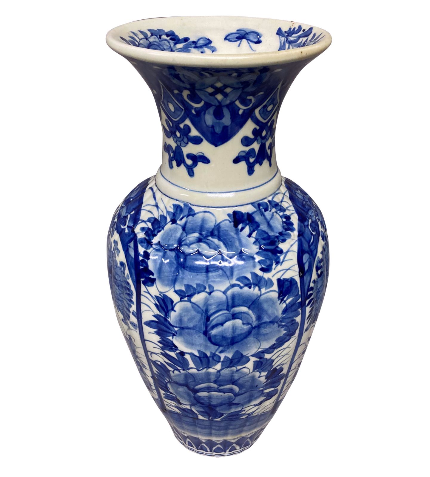 A Pair Of XIX Century Chinese Blue & White Baluster Vases photo 944.0