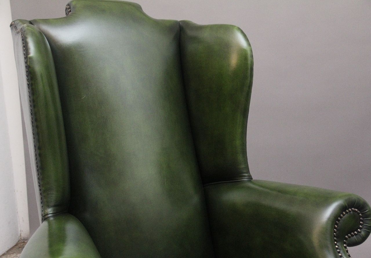 6700.0 Large Pair Of Early 20th Century Walnut Wingback Armchairs photo