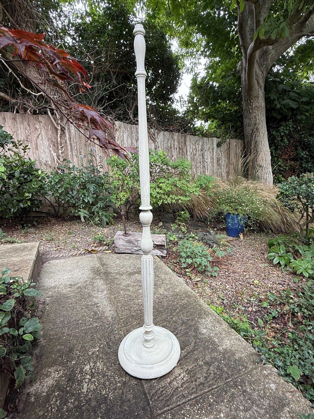 Vintage Floor Lamp In Farrow And Ball "French Gray", Wooden Standard Lamp Base, Hand Painted In Chalk Finish, Ready For Rewiring, Country photo vinterior