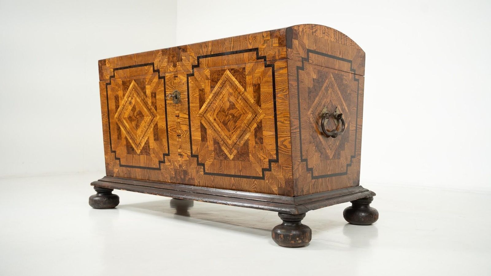 Late 18th Century Chest, Veneered With Walnut And Austrian Ash photo for sale