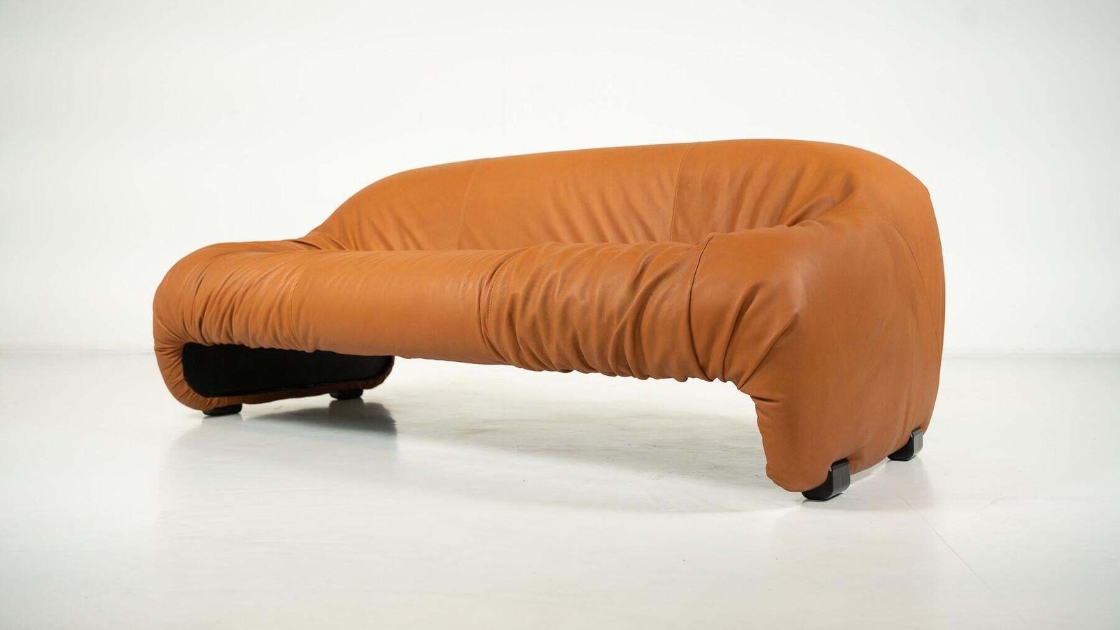 Bonanza 2 Seater Sofa By Afra & Tobia Scarpa, 1970s   New Leather Upholstery photo furniture