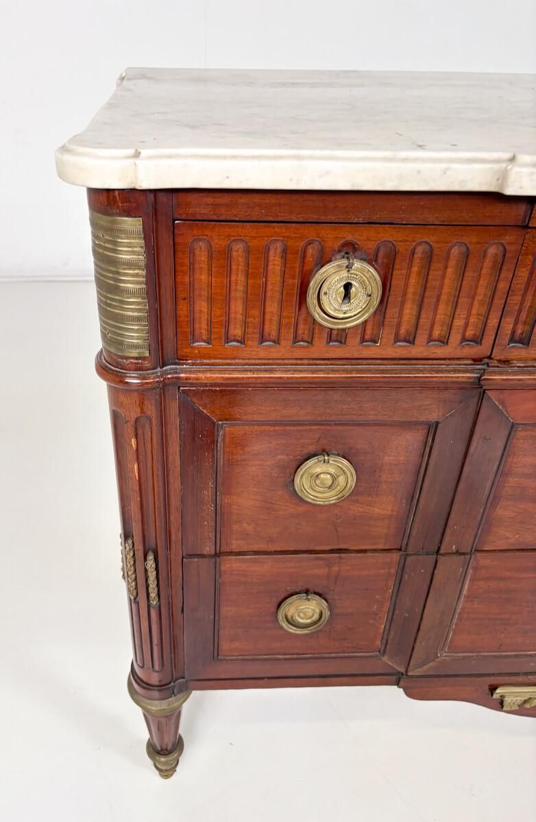 Late 18th Century Louis XVI Chest Of Drawers, Mahogany Veneer photo for sale