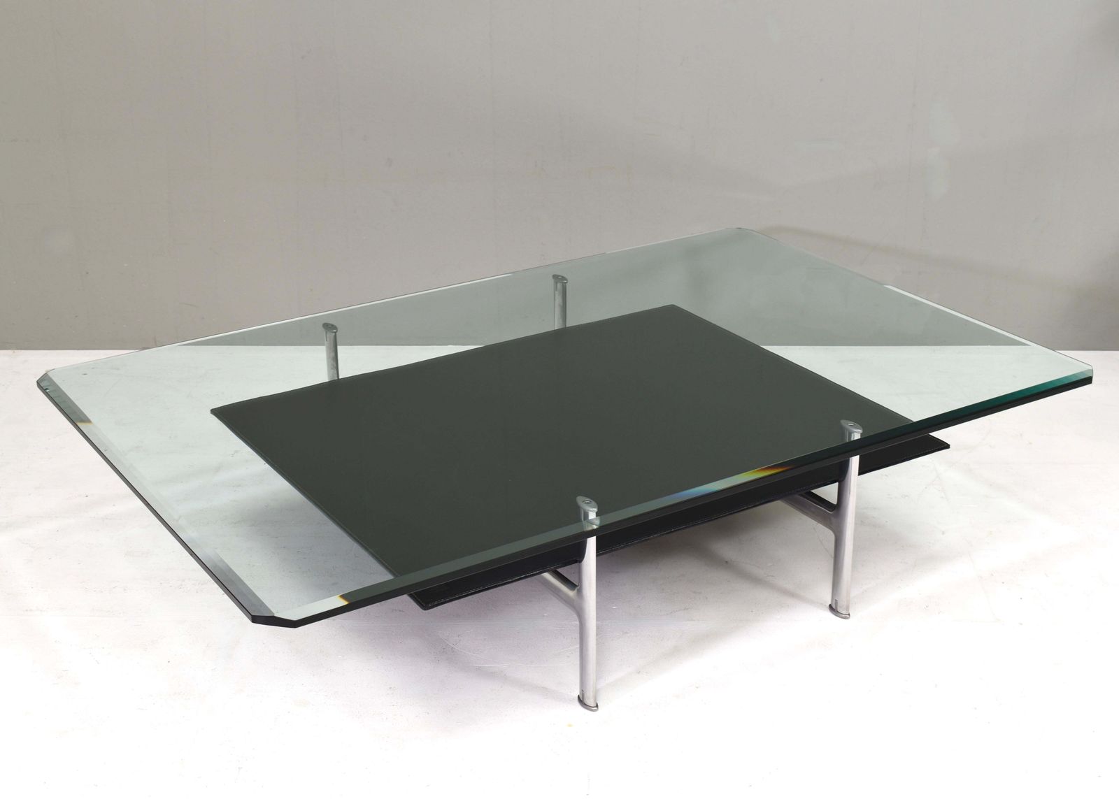 'Diesis' Coffee Table By Antonio Citterio & Paolo Nava For B&B Italia   Italy photo furniture