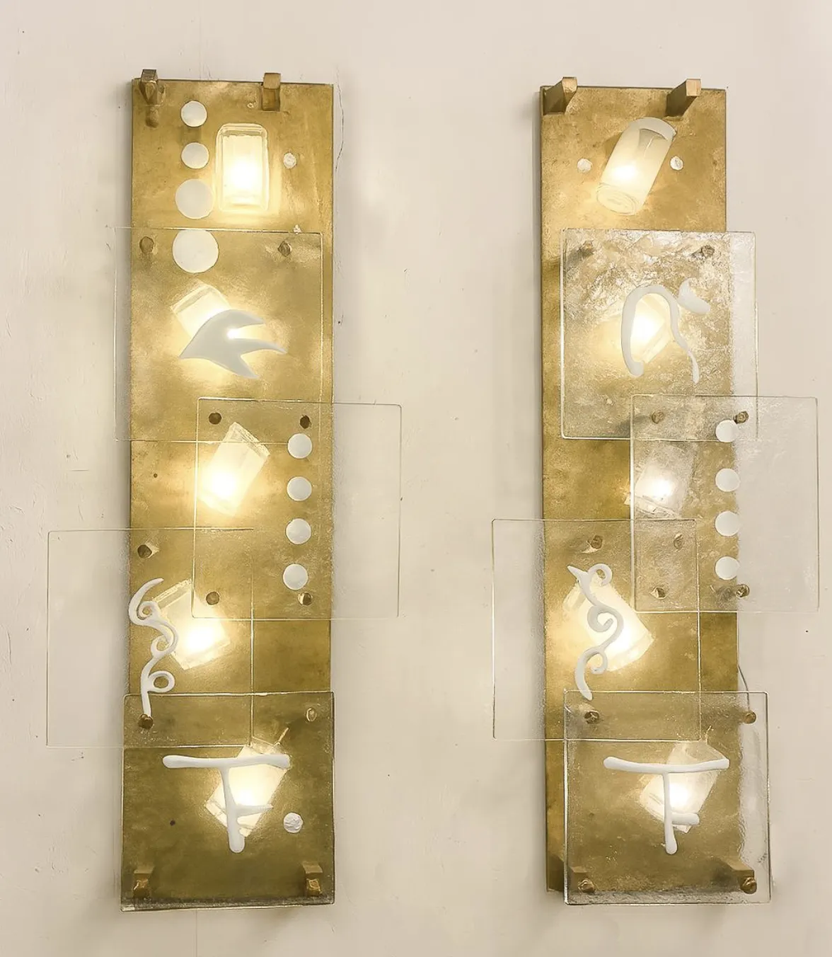 photo furniture Mid Century Modern Pair Of Wall Lights, Glass And Brass, Italy