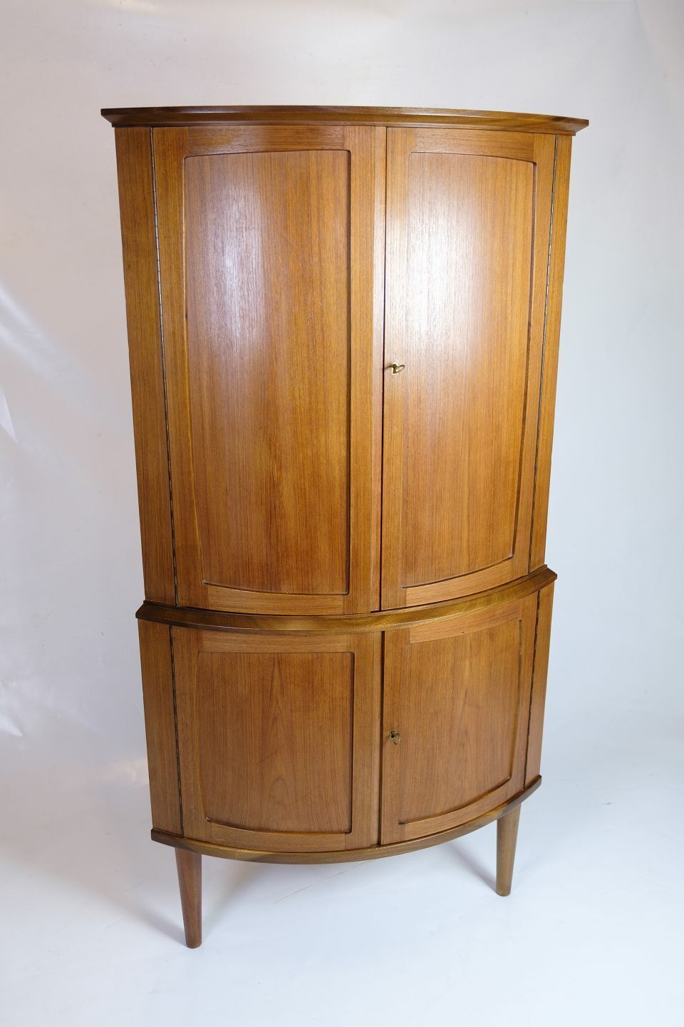 Corner Cabinet   Teak Wood   Danish Design   Peterson Midtjydsk Møbelfabrik   1960s