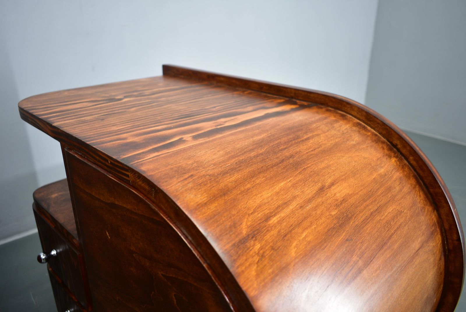 photo vinterior 1935s Pair Of Rare Art Deco Bedside Tables, Czechoslovakia