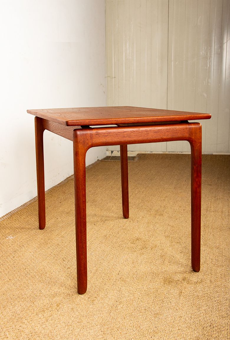 Table basse danoise en teck modèle 019, par Ole Wanscher pour Poul Jeppesen, 1960. photo furniture