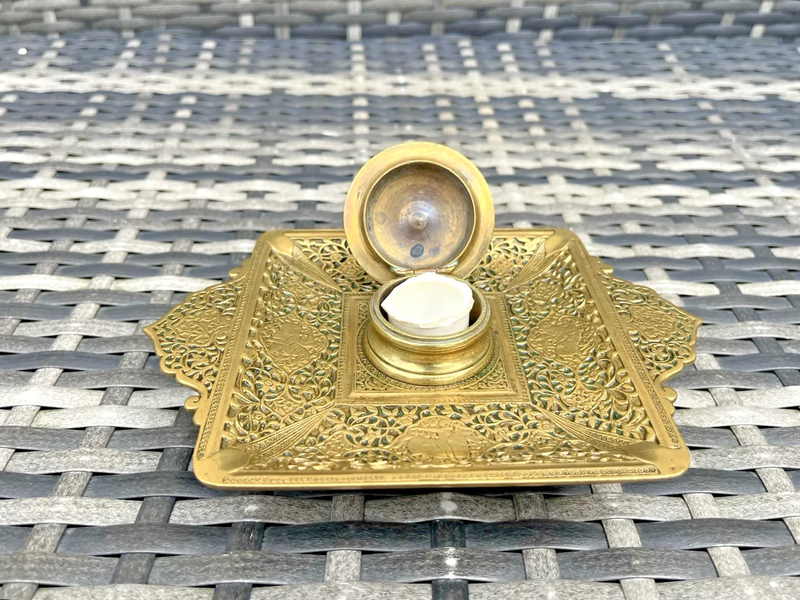 Top Quality Asian Indian Turkish Figural Brass Inkwell Liner Pot Antique Vintage photo vintage