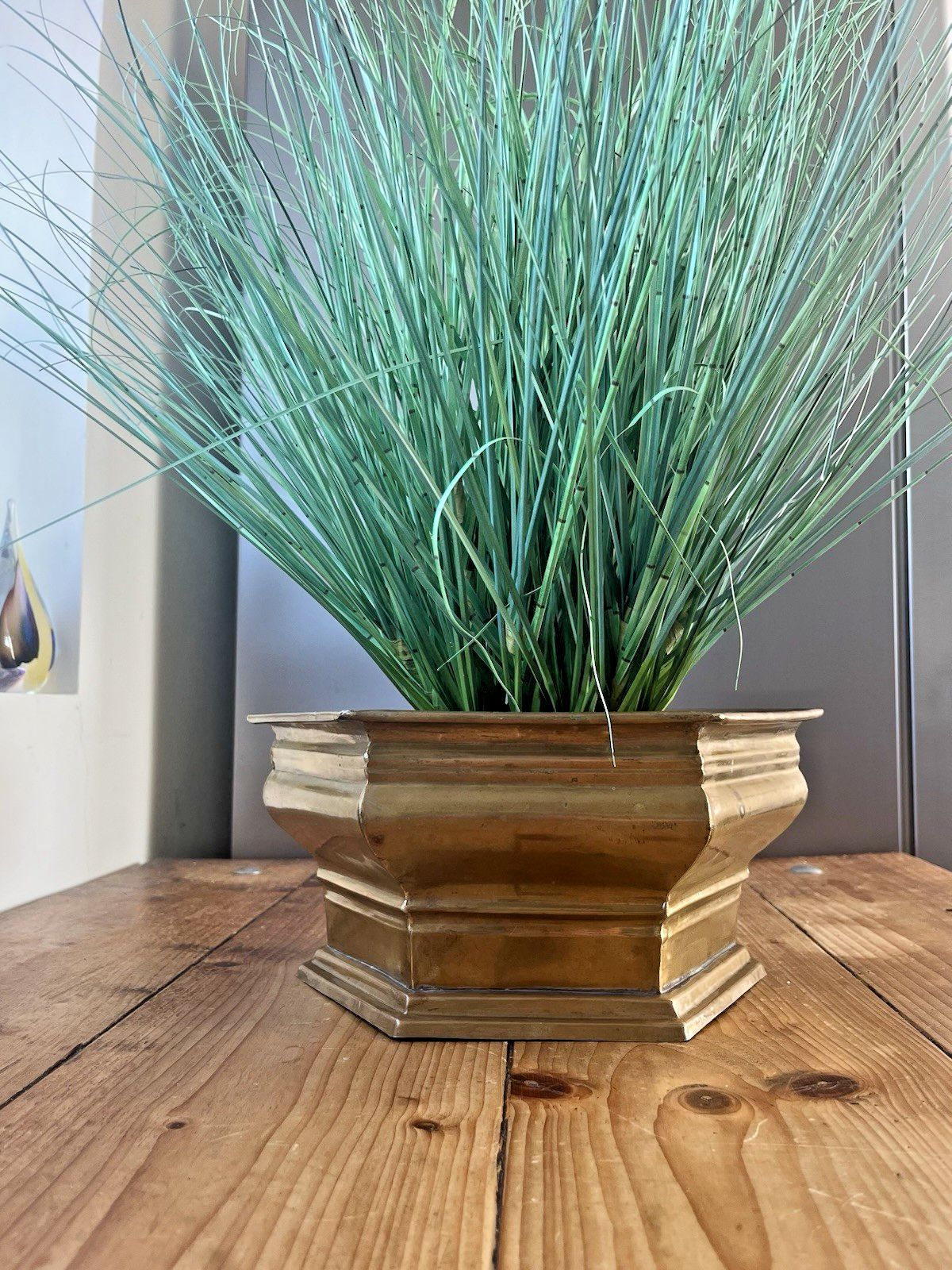 photo furniture Art Deco Style Hexagonal Stepped Brass Planter Plant Cache Pot Antique Vintage