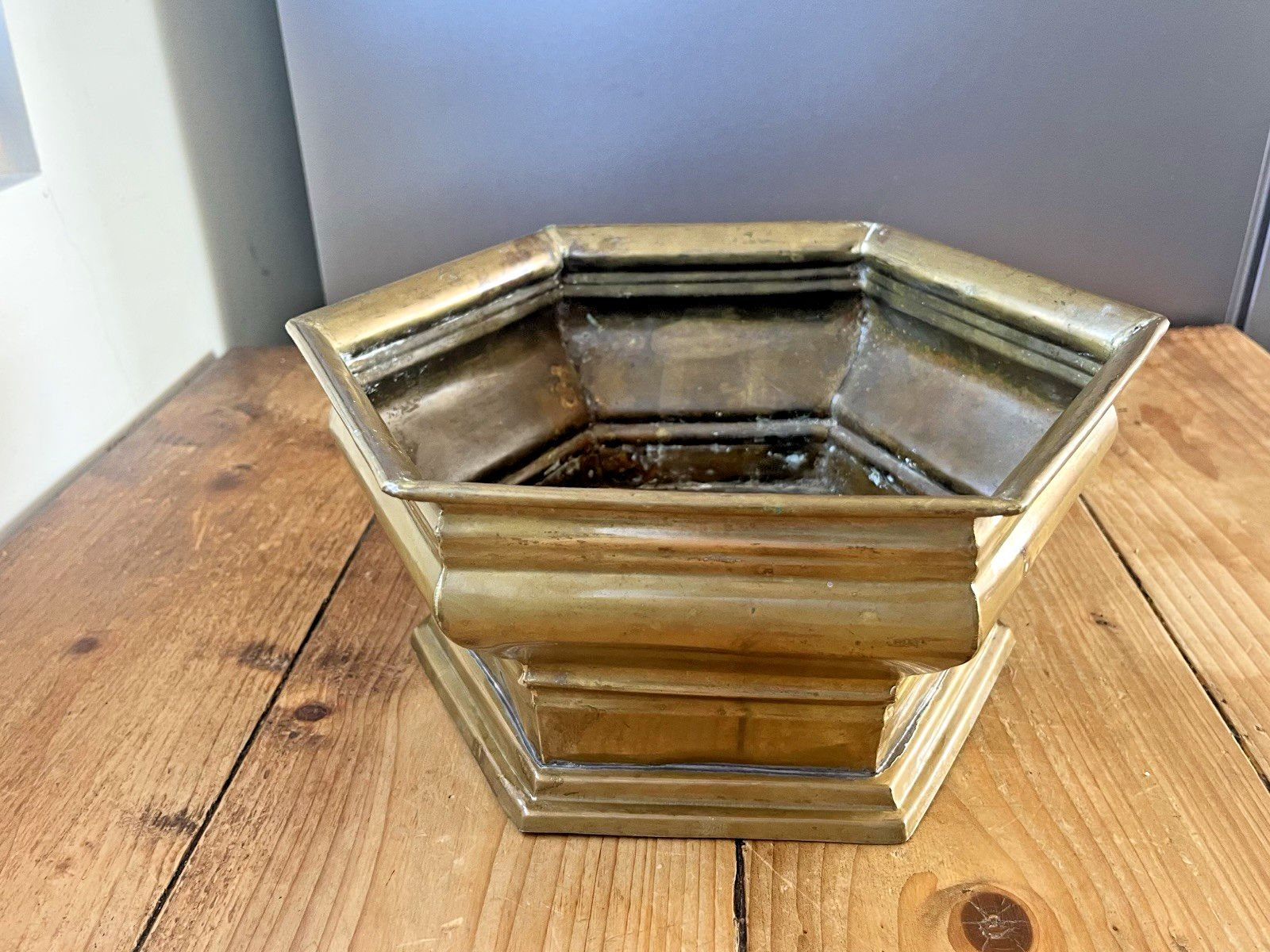 Home Decor Art Deco Style Hexagonal Stepped Brass Planter Plant Cache Pot Antique Vintage photo