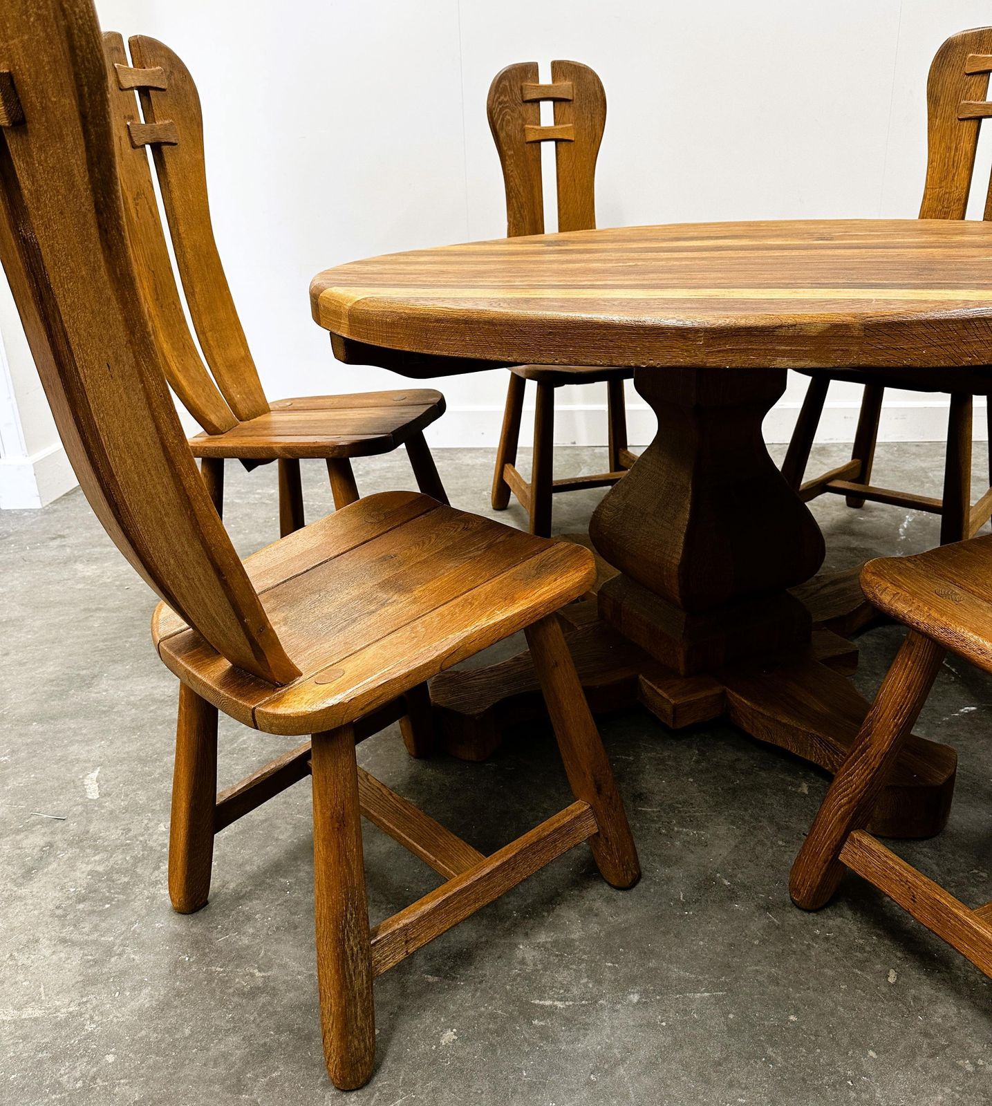 photo for sale Zeldzame Depuydt Brutalist Eiken Eetset – België, Jaren 1970