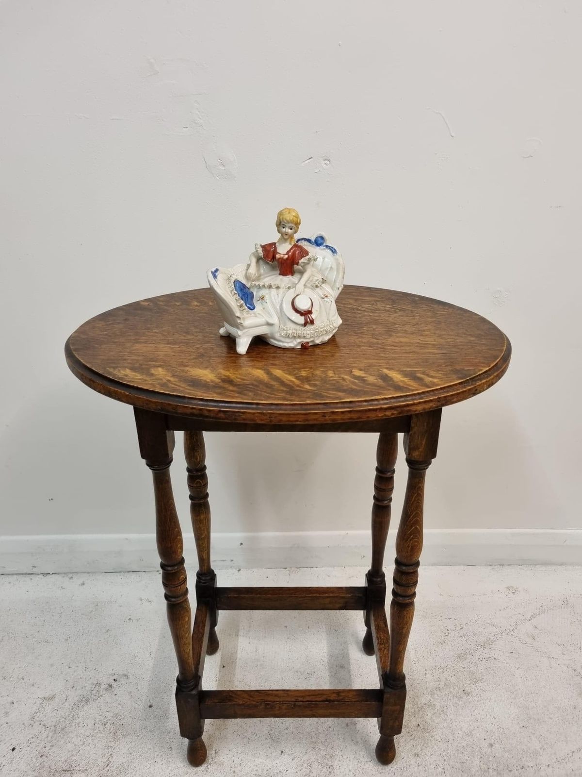 Antique Oak Side Occasional Oval Hall Table / C1900 / Free Delivery