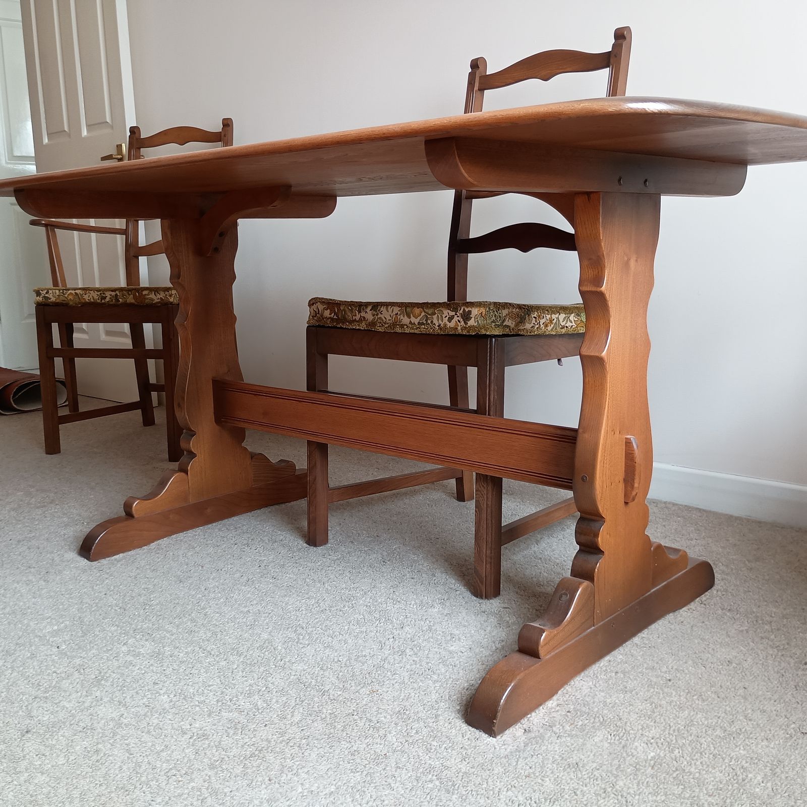 Ercol Refectory Dining Table And Four Dining Chairs (All Golden Dawn) photo Furniture
