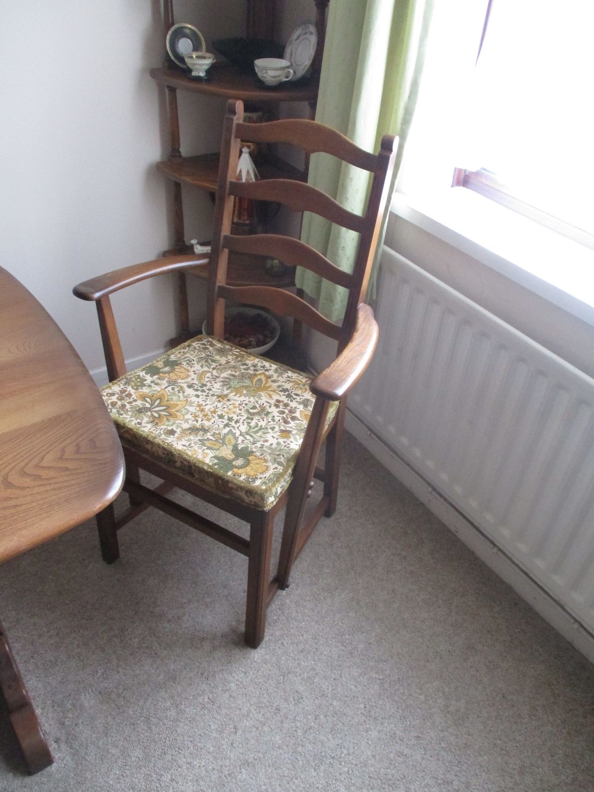 Ercol Refectory Dining Table And Four Dining Chairs (All Golden Dawn) photo buy