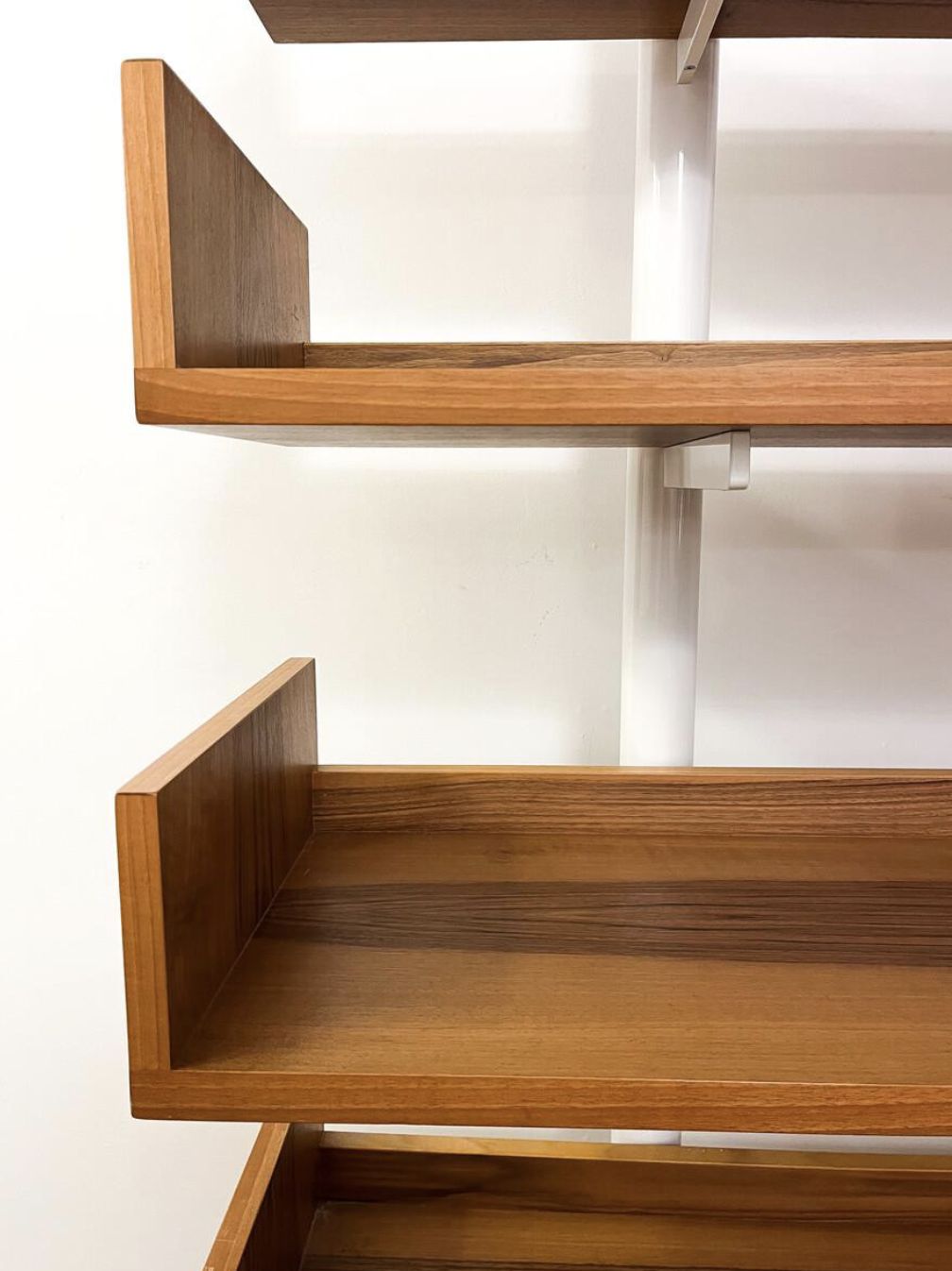 Large Bookcase Model “795” By Carlo Scarpa For Bernini, Italy, 1980s photo vinterior