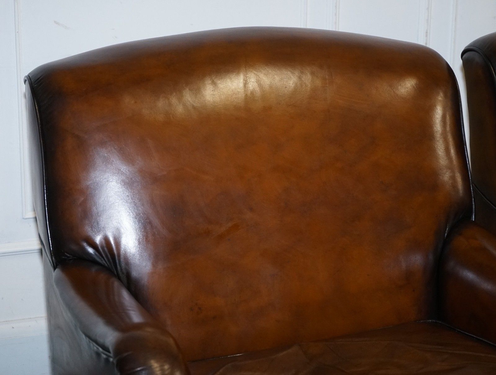 Pair Of Cigar Hand Dyed Leather Howard & Sons Style Armchairs On Castor Feet photo Furniture
