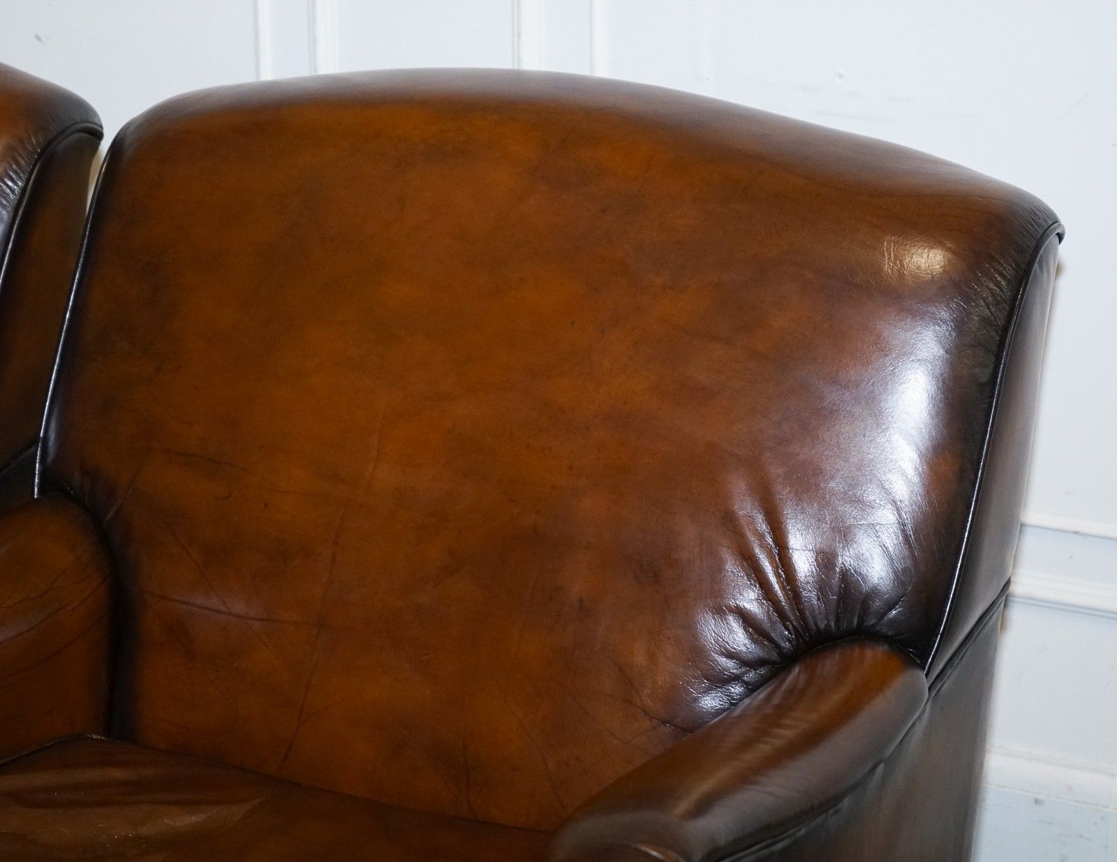 Pair Of Cigar Hand Dyed Leather Howard & Sons Style Armchairs On Castor Feet photo 5250.0