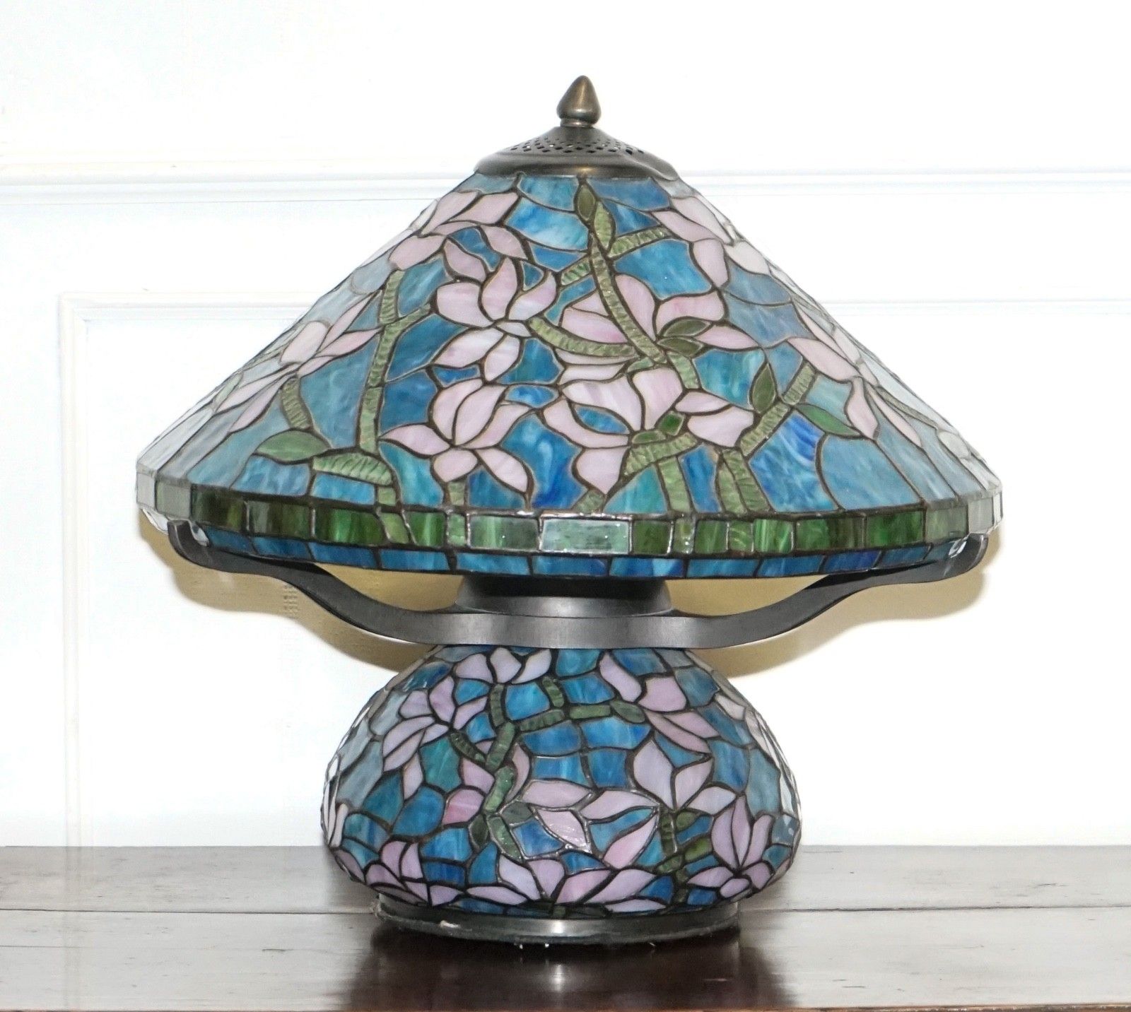 Tiffany Style Stained Glass Art Nouveau Floral Design With Illuminated Base Lamp photo furniture