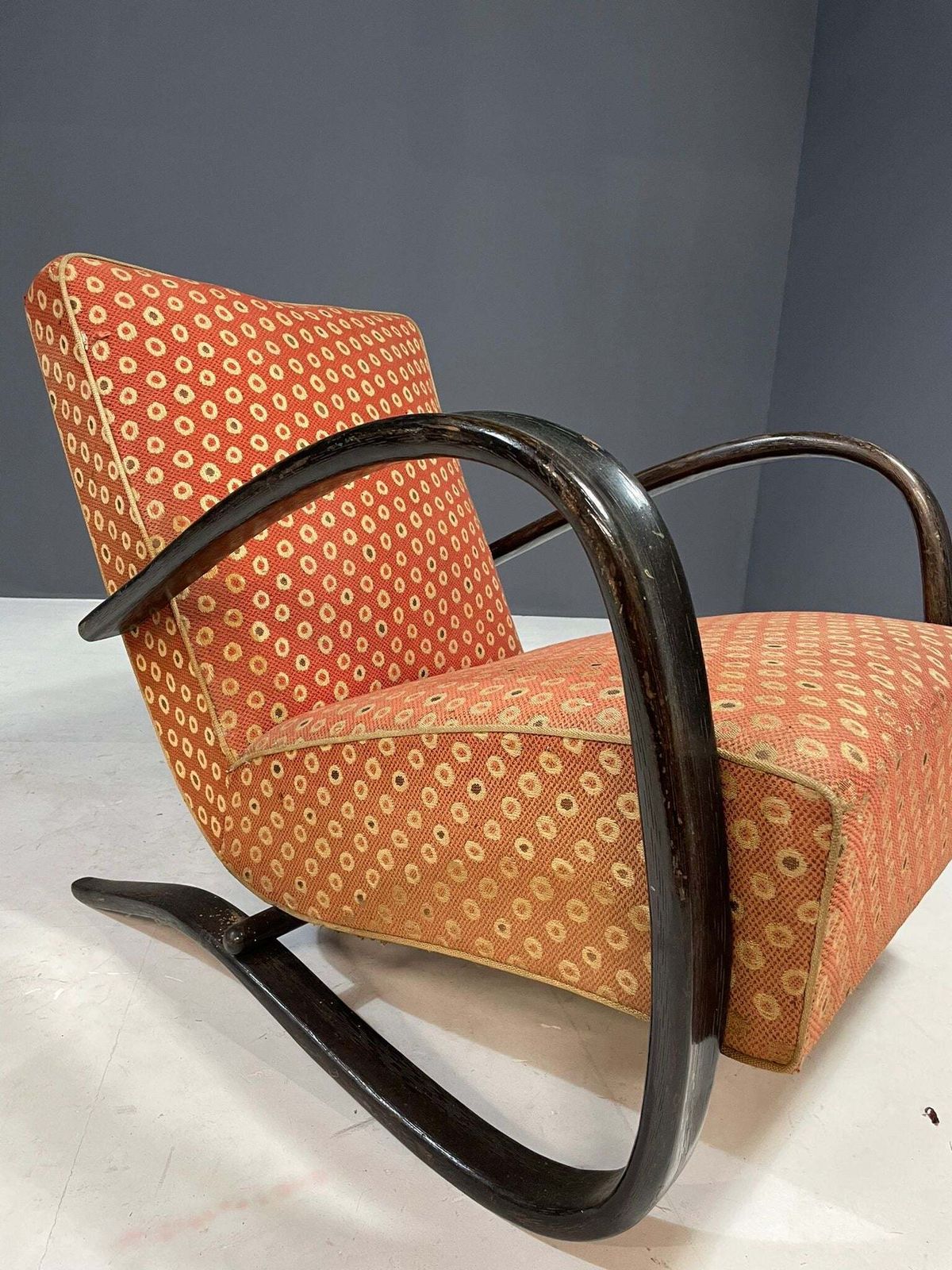 Your20th Pair Of H269 Lounge Chairs By Jindřich Halabala, Czechoslovakia, 1930s Rs. 468,100.00 photo for sale