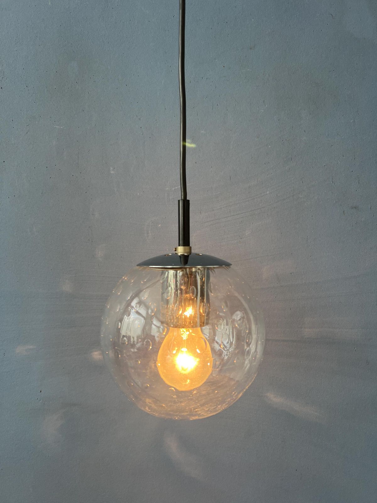 Vintage Kleine Hanglamp Van Raak Met Bellenglaskapje