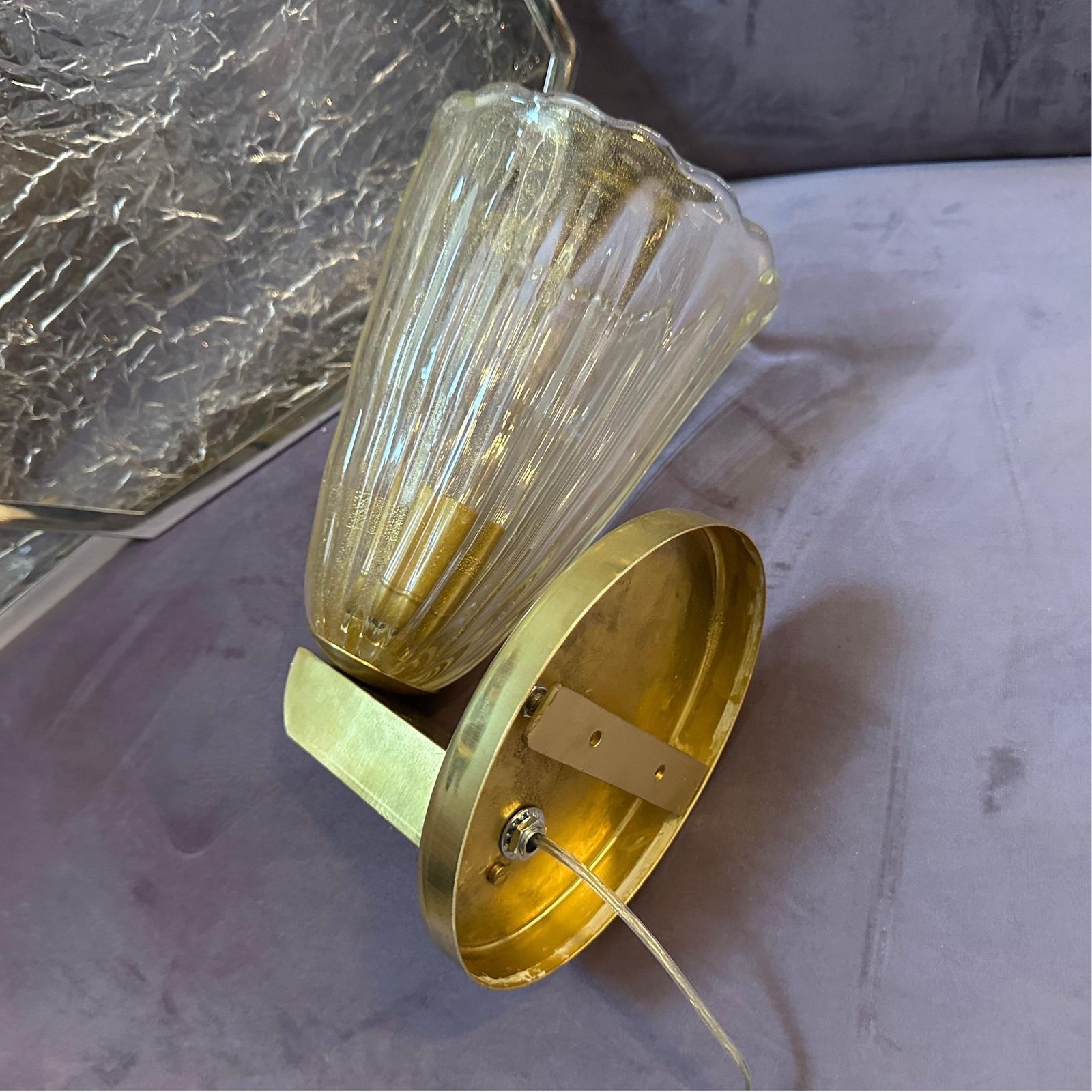 photo vintage Two 1990s Barovier Style Mid Century Modern Murano Glass And Brass Wall Sconces