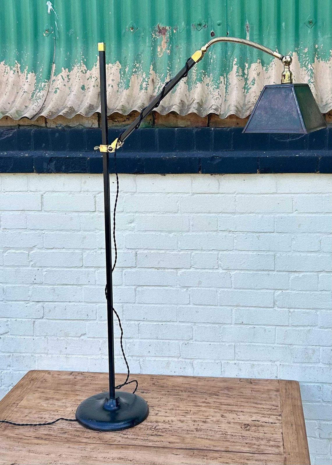 Industrial Adjustable Desk Vintage Floor Lamp Office Factory Retro Antique Light Lighting Table photo furniture