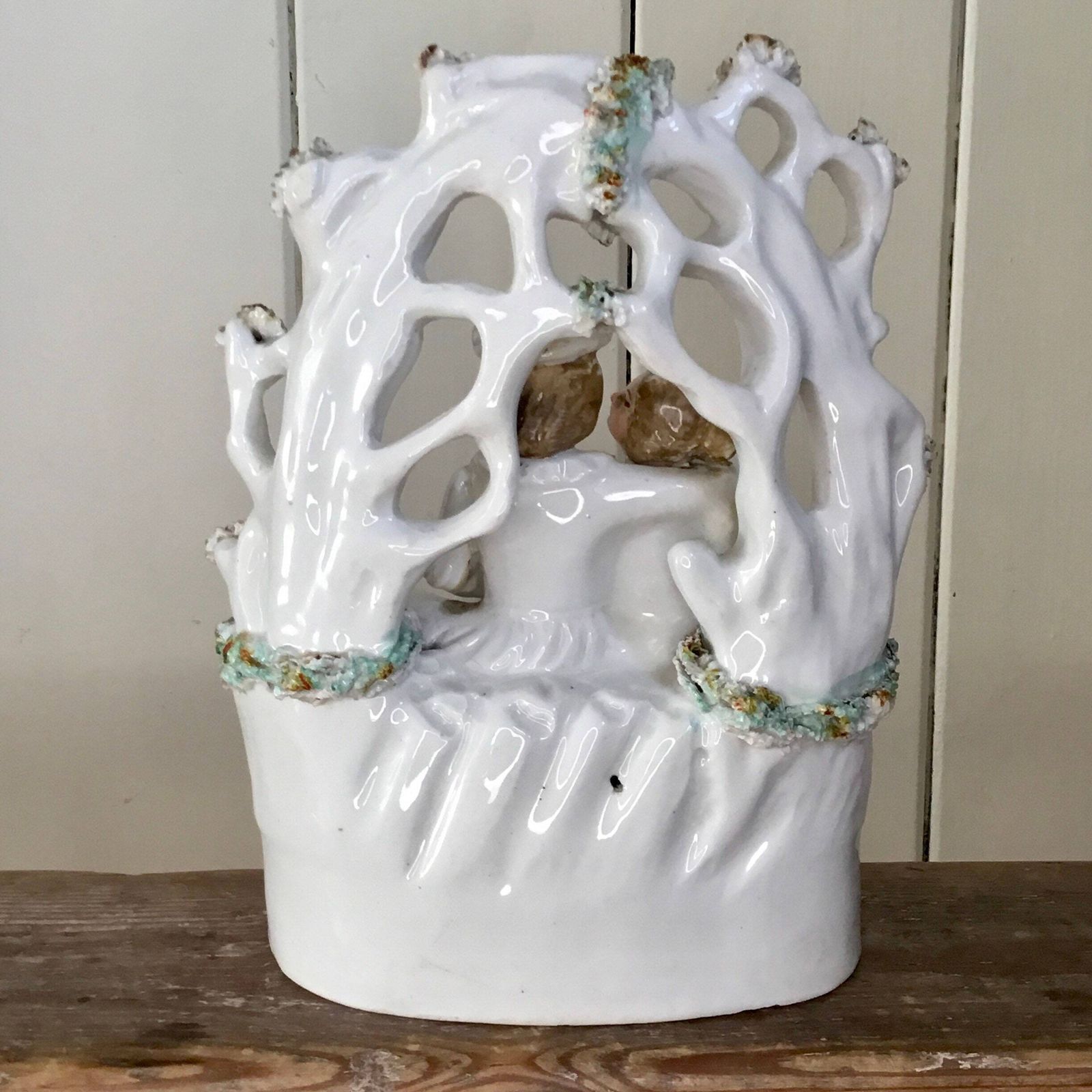 Victorian Staffordshire Flat Back, Lovers In A Bower, An Older Version Of This Romeo And Juliet Design From 1860’s. Lovely Condition. photo vinterior