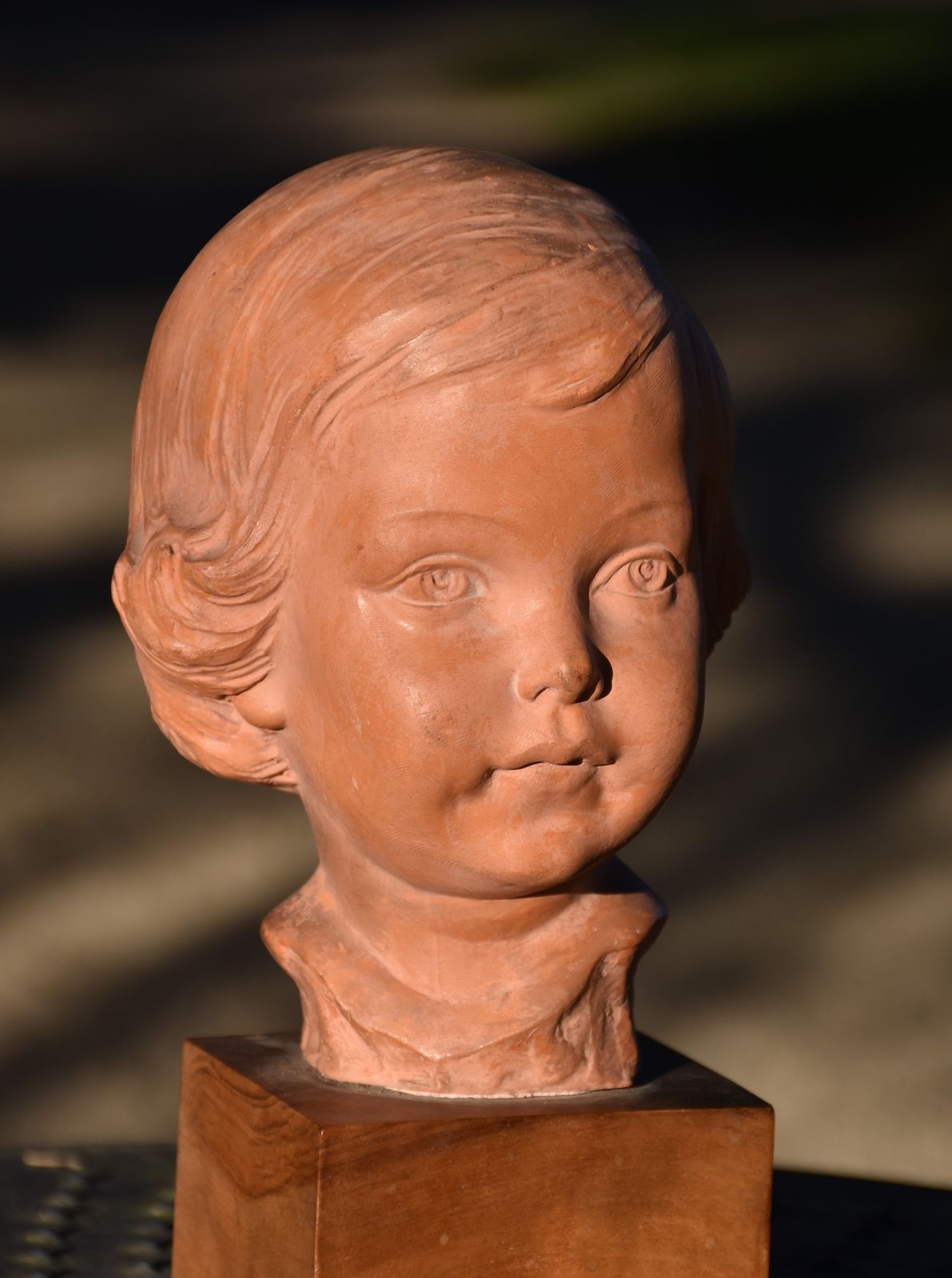Ignacio Gallo, Head Of A Young Girl (Circa 1920) photo furniture