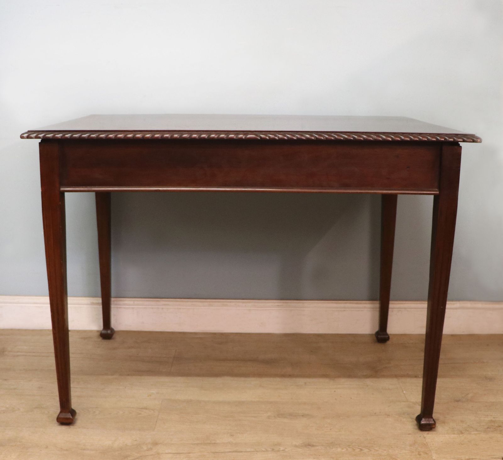 A Lovely Edwardian Mahogany Table Bearing A Label For Mckeon’s Of Liverpool.