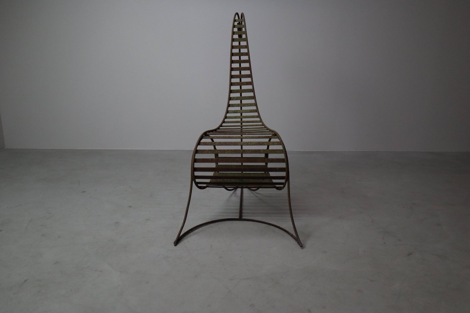 photo furniture Set Of Three Sculptural Iron Chairs