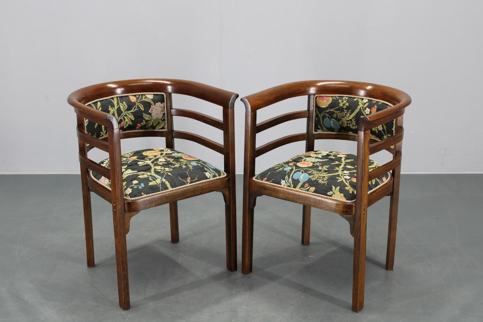 1930s Pair Of Restored Thonet Armchairs, Czechoslovakia photo for sale