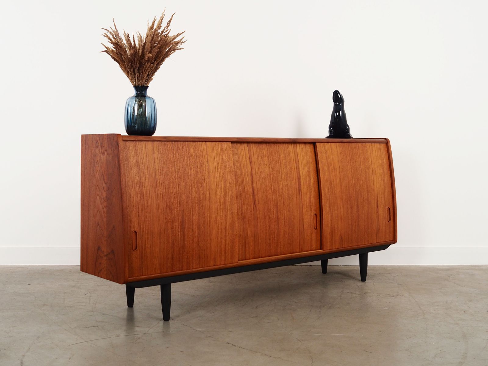 Teak Sideboard, Danish Design, 1970s, Manufacture: Pmj Viby J photo vinterior