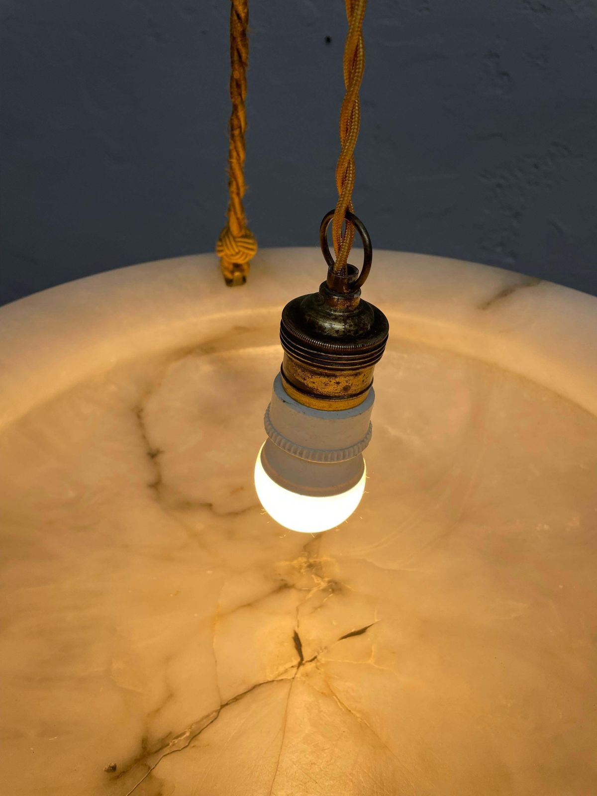 photo buy Antique Alabaster Art Deco Plafonnier Chandelier