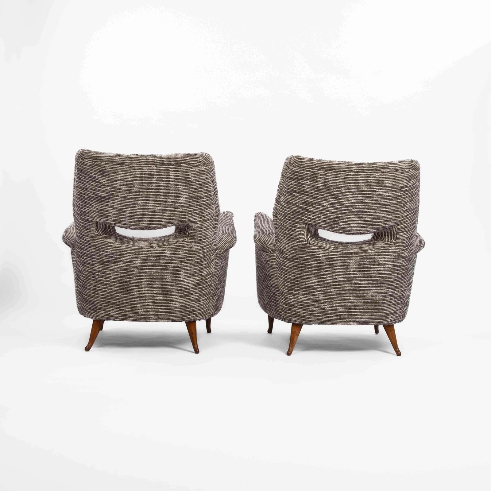 Pair Of Mid Century Italian Curved Armchairs Brown Offhwite Bouclé Fabric 1950s photo vinterior