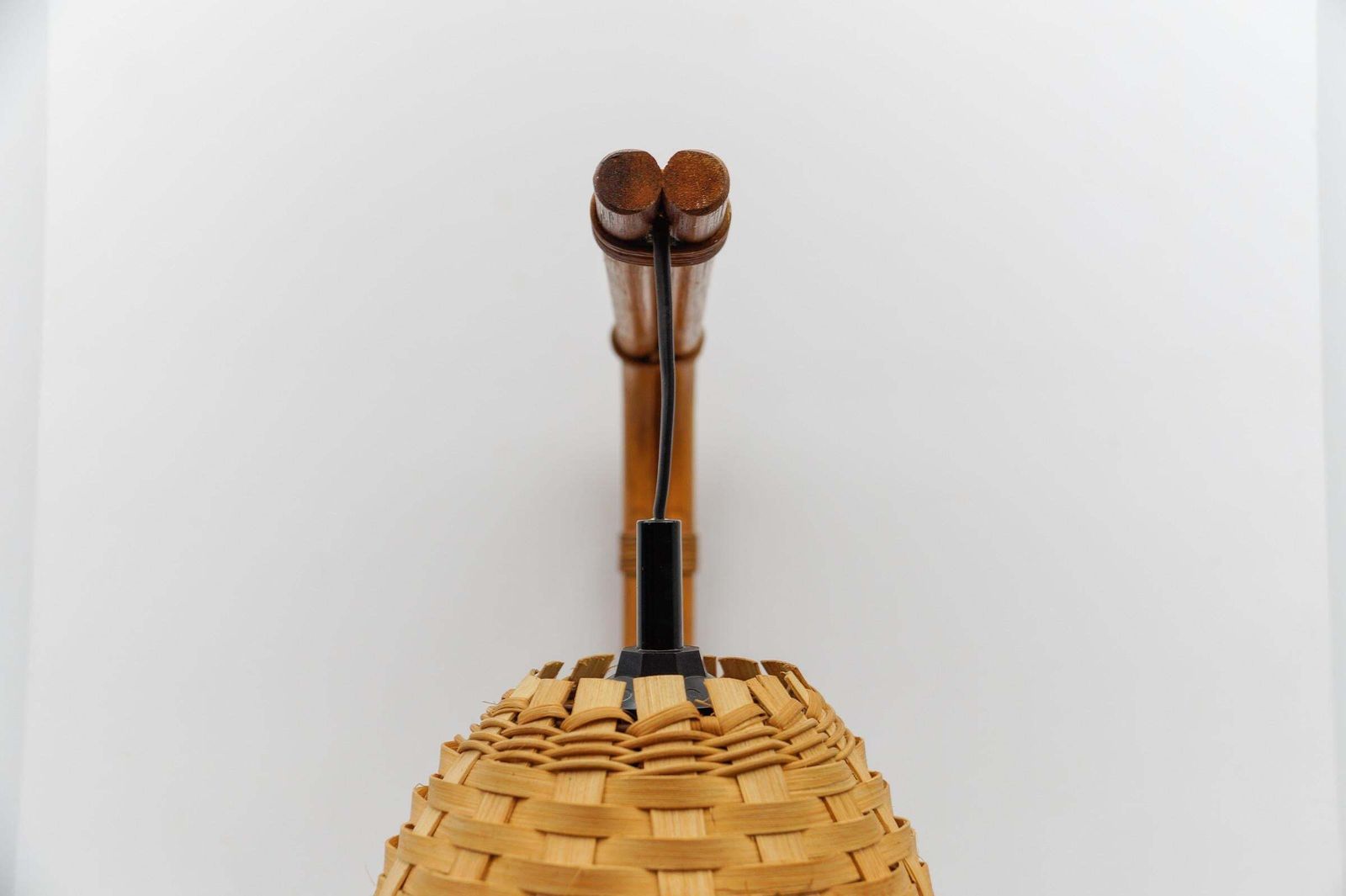 Mid Century Modern Wall Lamp Bamboo And Rattan Wickerwork, 1960s Italy photo vintage
