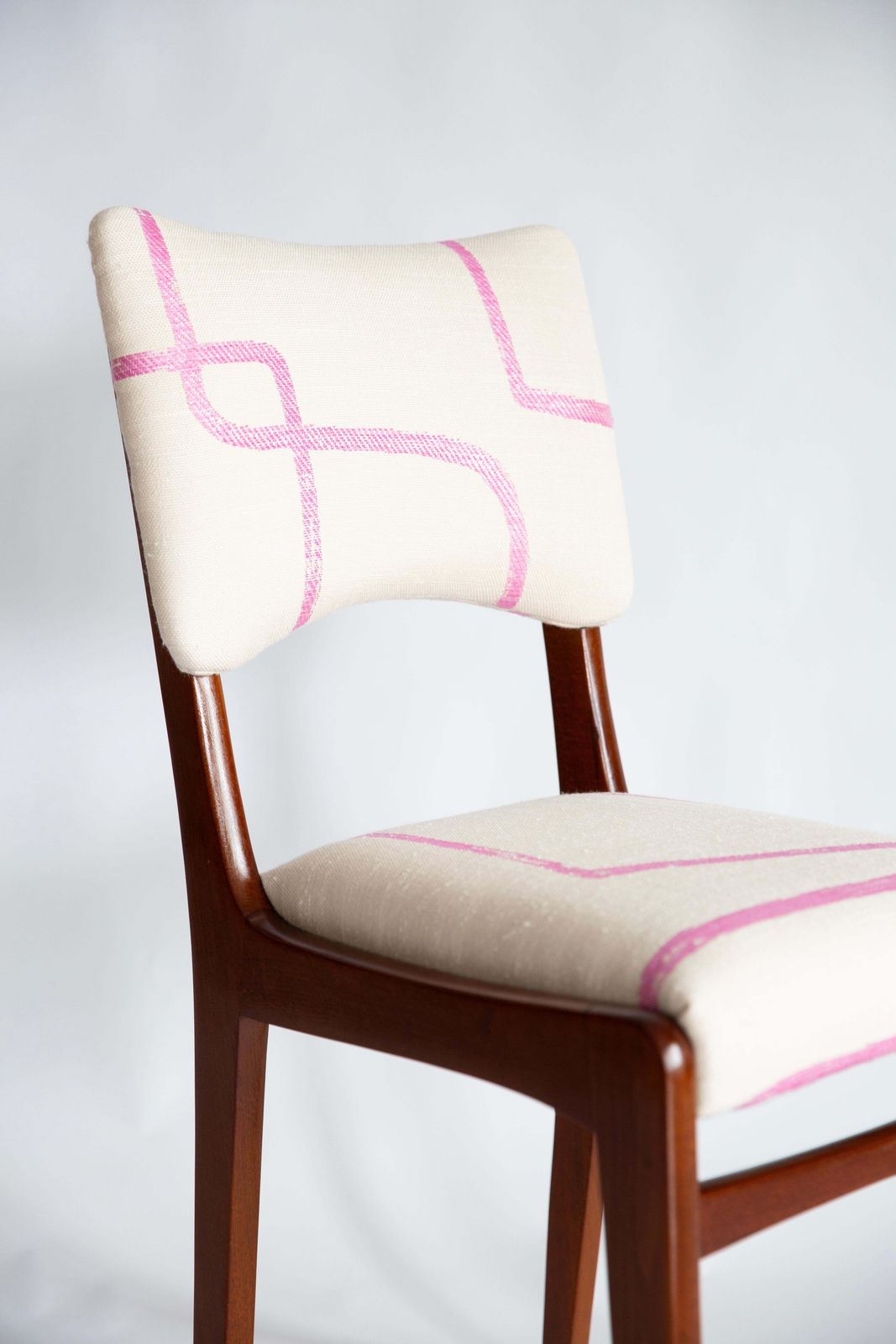 Mid Century Fauteuil, Promenade Kafkaïenne Jacquard, Rajmund Halas, Polen, Jaren 1960 photo for sale