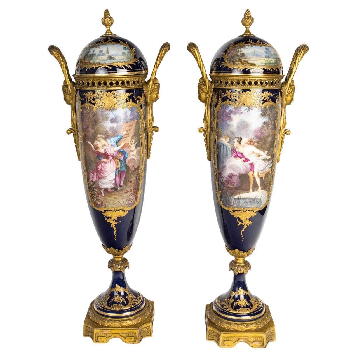 Pair Of Covered Vases In Sèvres Porcelain, Napoleon III Period, 19th Century.