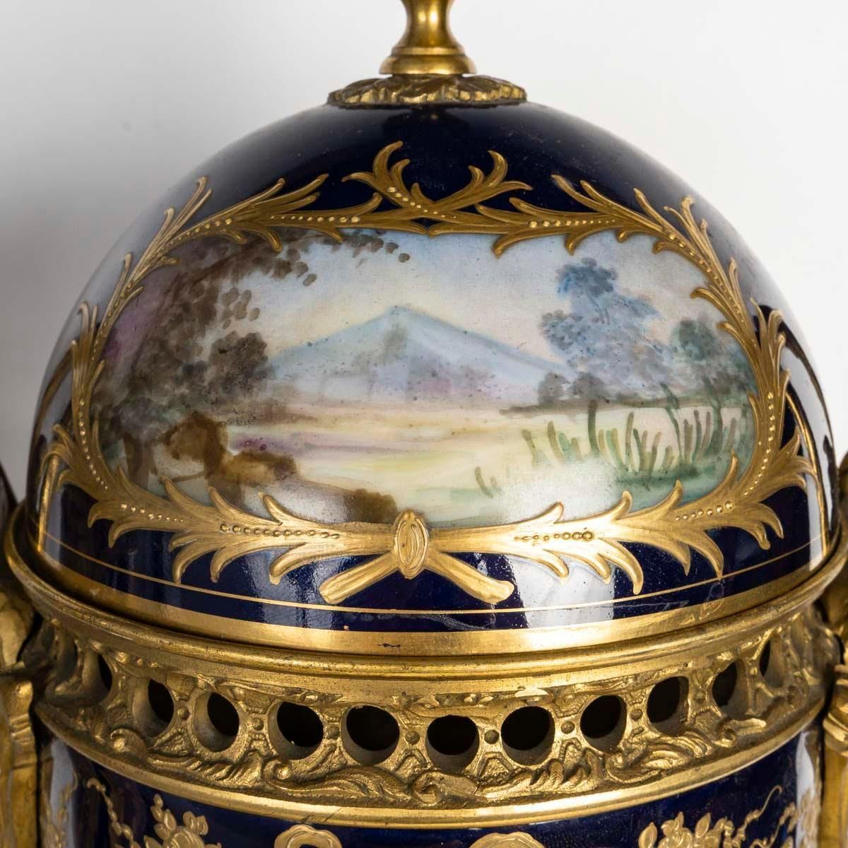 photo furniture Pair Of Covered Vases In Sèvres Porcelain, Napoleon III Period, 19th Century.