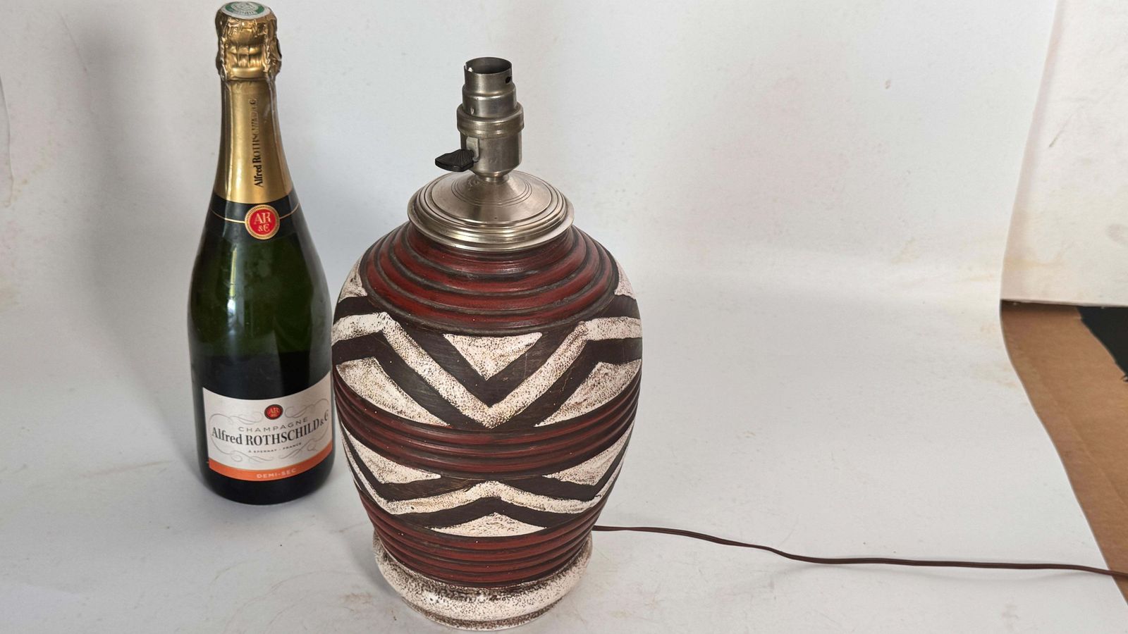 1930s French Art Deco Lamp In Crackled Ceramic And Brass  Geometric Red Motifs photo furniture