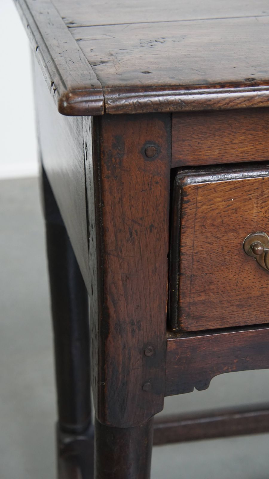 photo furniture Antique English Oak Sideboard/Side Table From The Late 18th Century With Beautiful Original Details