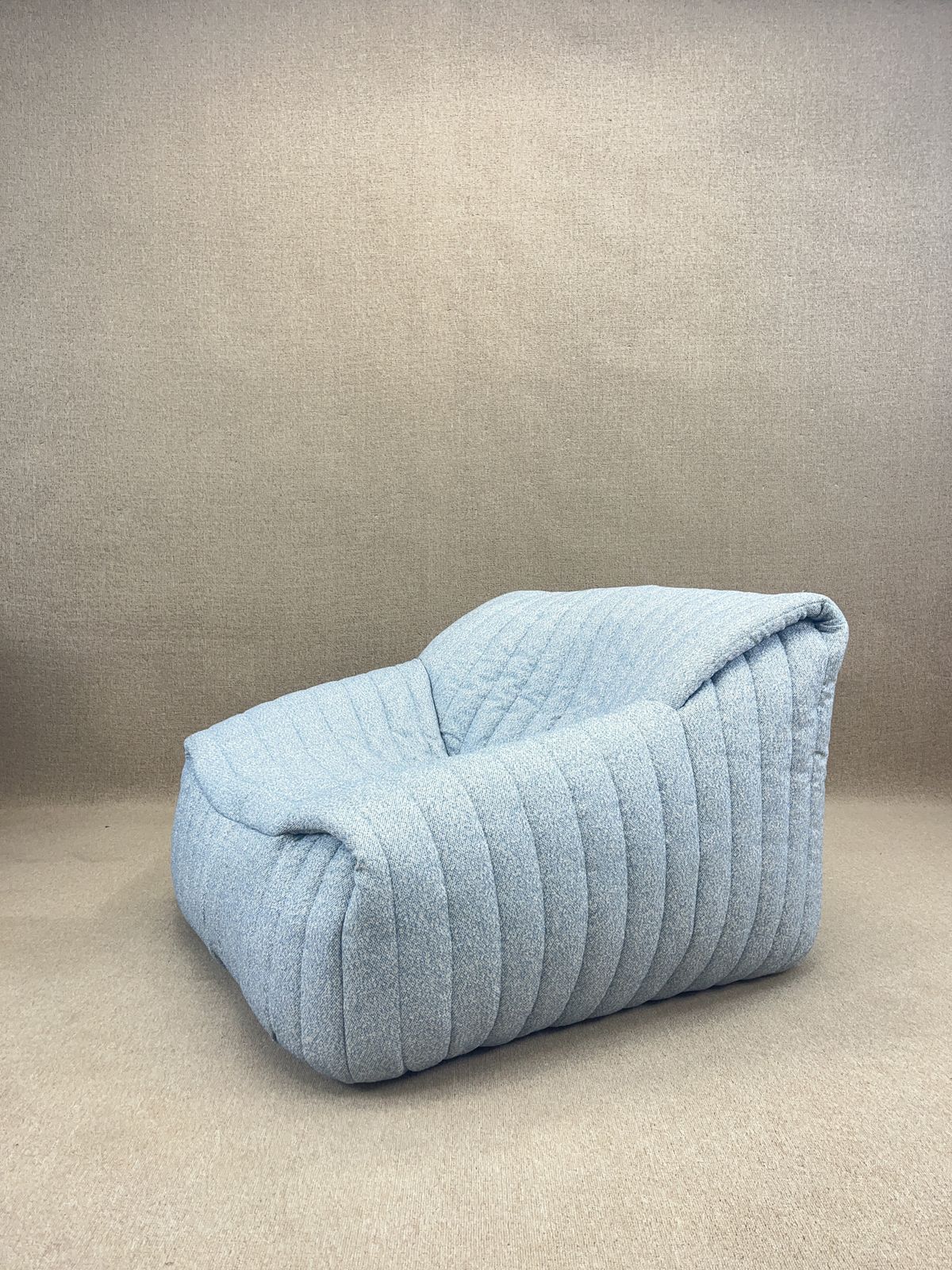 Furniture Light Blue Armchair Sandra By A.Hieronimus For Cinna (Ligne Roset Group) photo