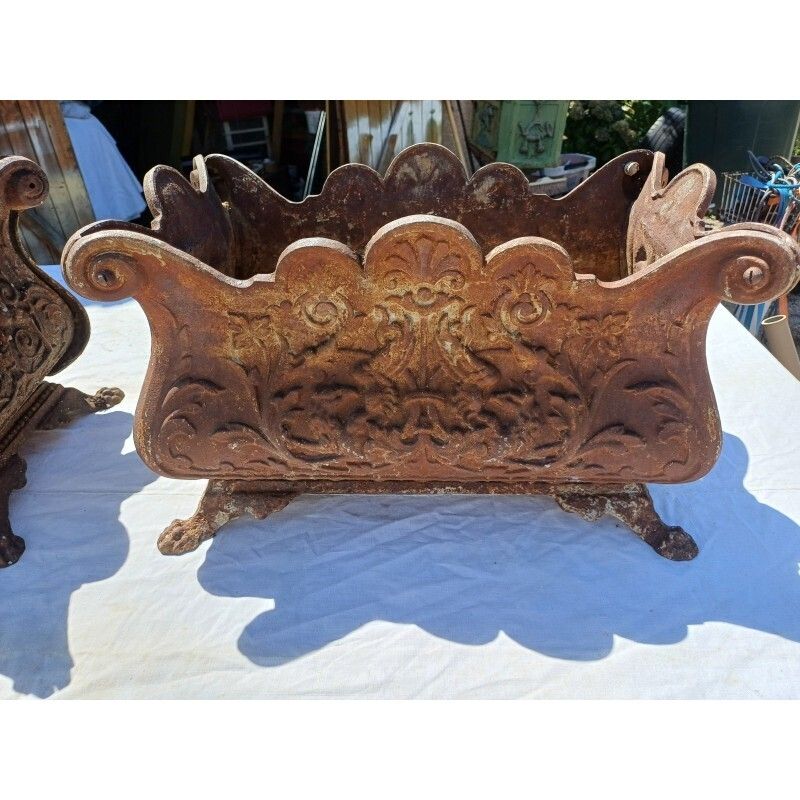 Pair Of 1900 Cast Iron Planters From Charleville Mézières In Rocaille Style